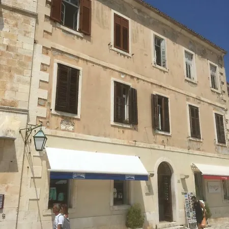 Hvar Piazza
