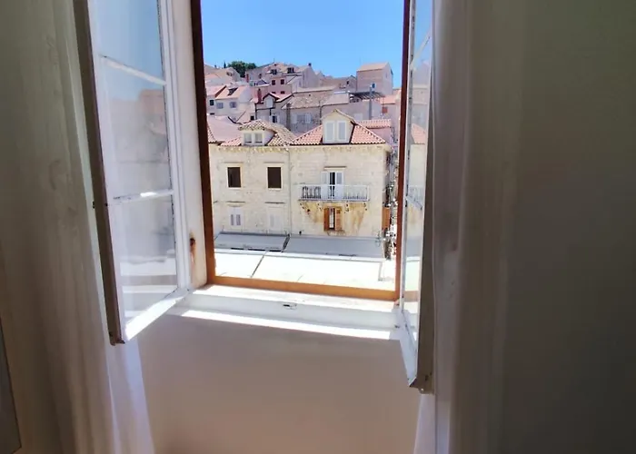 Kolbe Hvar Piazza *
