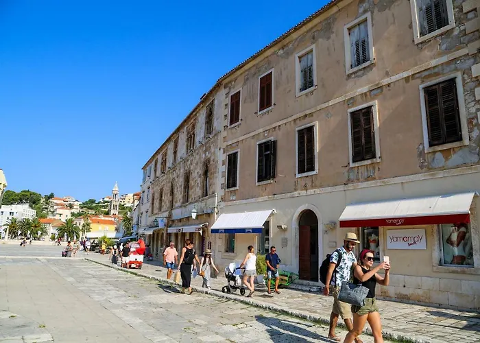 Kolbe Hvar Piazza 赫瓦尔