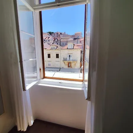 Kolbe Hvar Piazza *