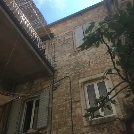 Апартаменты Kolbe Hvar Piazza *